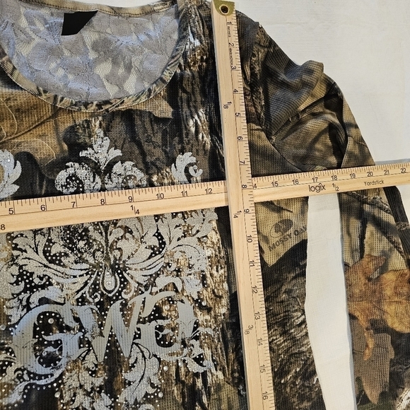 GIRLS WITH GUNS camo print lace top mossy oak country tee top shirt sz Sโฆ - Picture 11 of 14